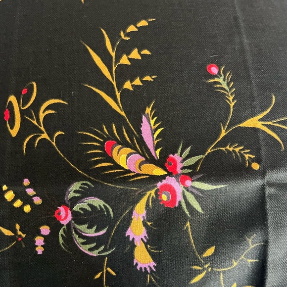 Williams Sonoma Black floral napkin set of 4 NWOT - Picture 12 of 12